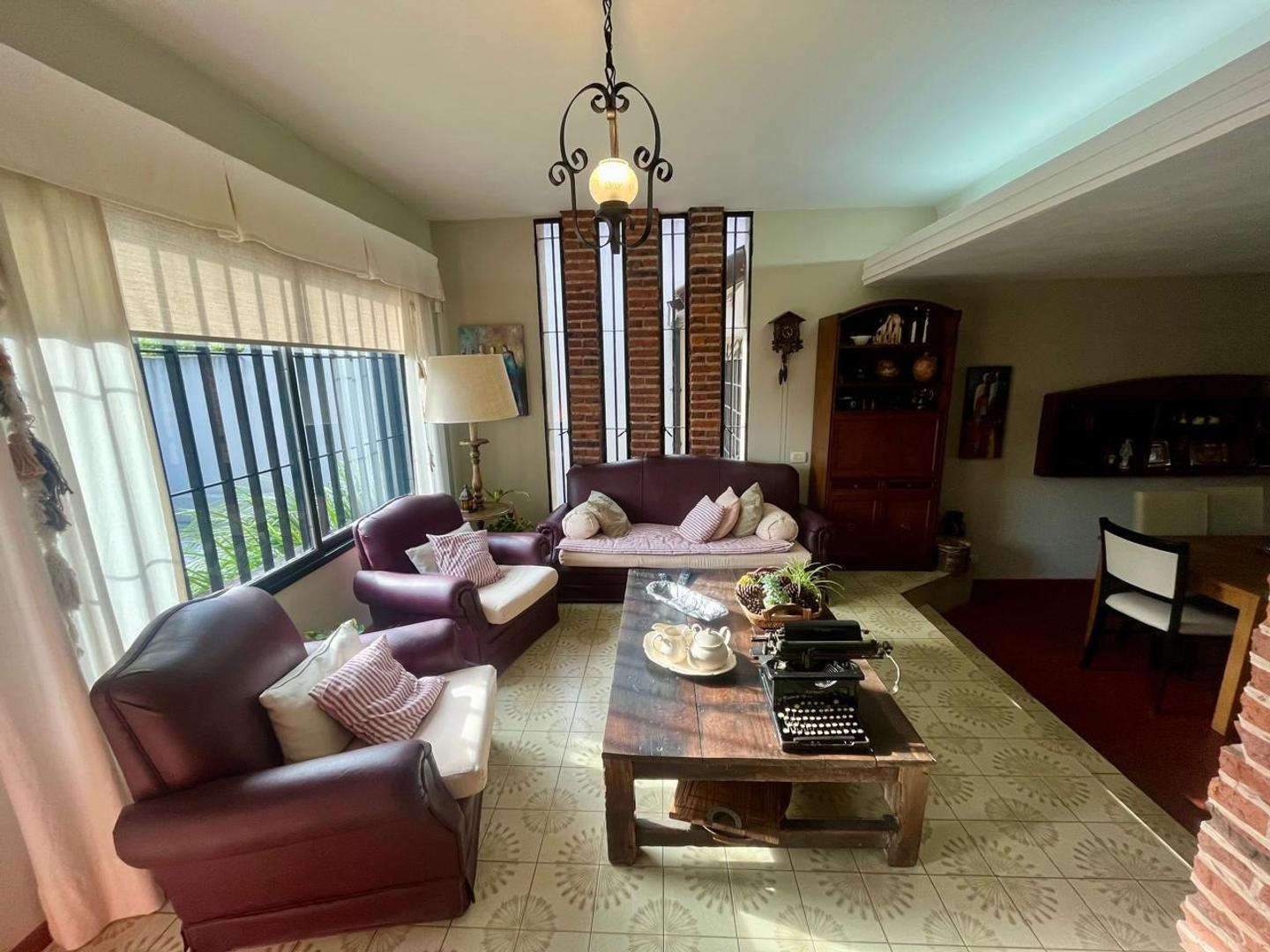 Casa en venta en Castelar