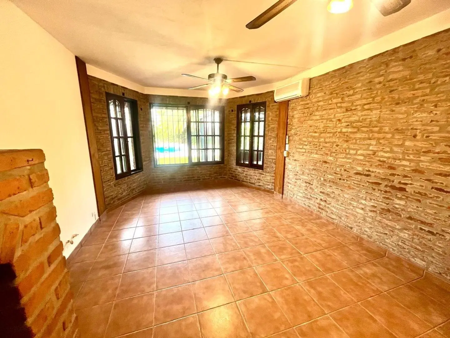 Chalet en excelente estado en Castelar Centro Norte 5