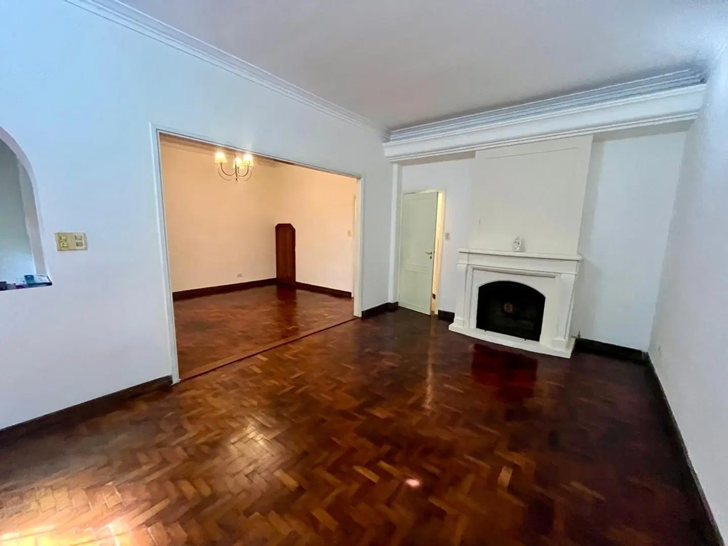 Chalet en excelente estado en Castelar Centro Norte 3