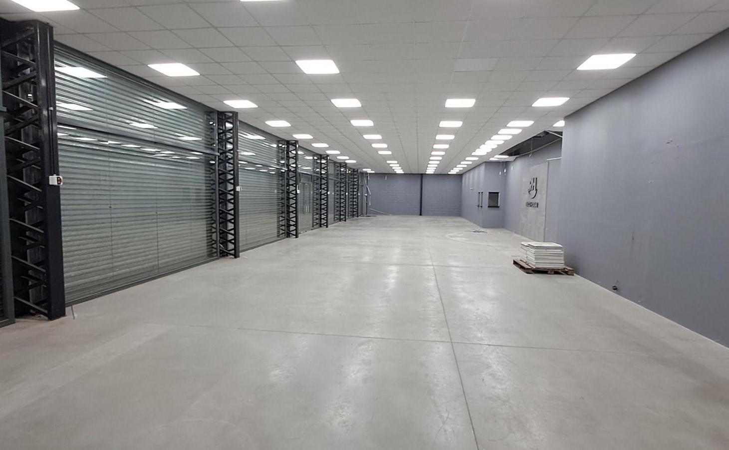Foto de Galpon Comercial sobre Acceso Oeste Km 43, imagen 2