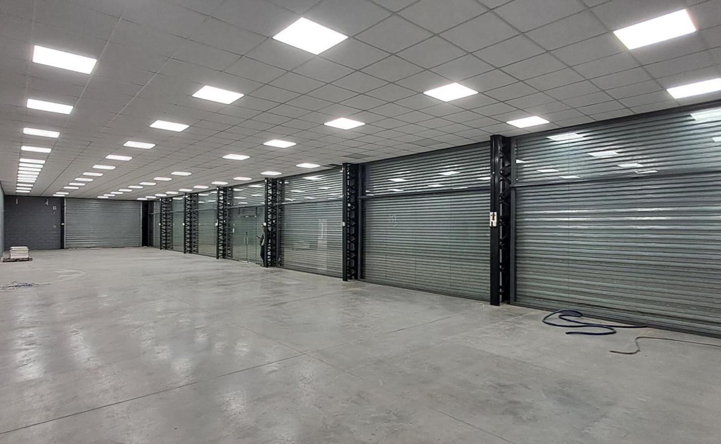 Foto de Galpon Comercial sobre Acceso Oeste Km 43, imagen 4