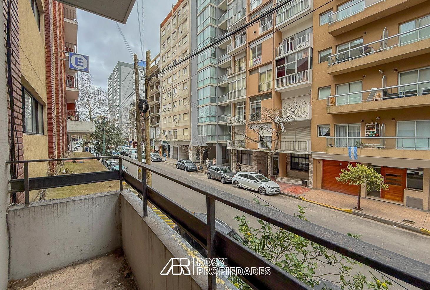 Foto de Gascón 1994 | Shopping Aldrey, imagen 4