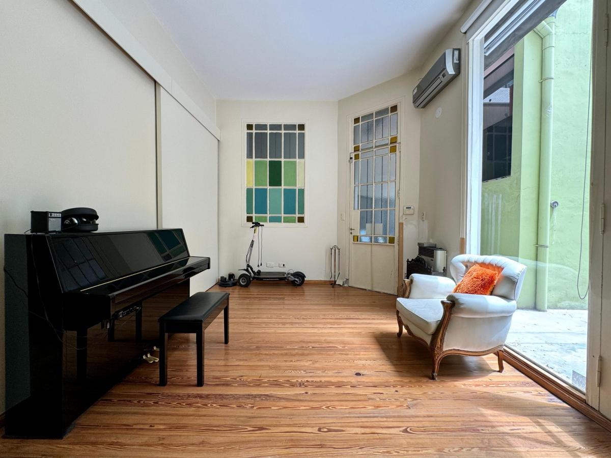 Foto de VENTA PH 2 Amb. + Sotano como Estudio y Patio | Colegiales Ubicación, imagen 2