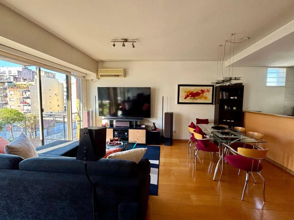 VENTA | 2 AMBIENTES CON COCHERA | POSIBILIDAD DE 3 AMBIENTES | MUY LUMINOSO | ALMAGRO 5