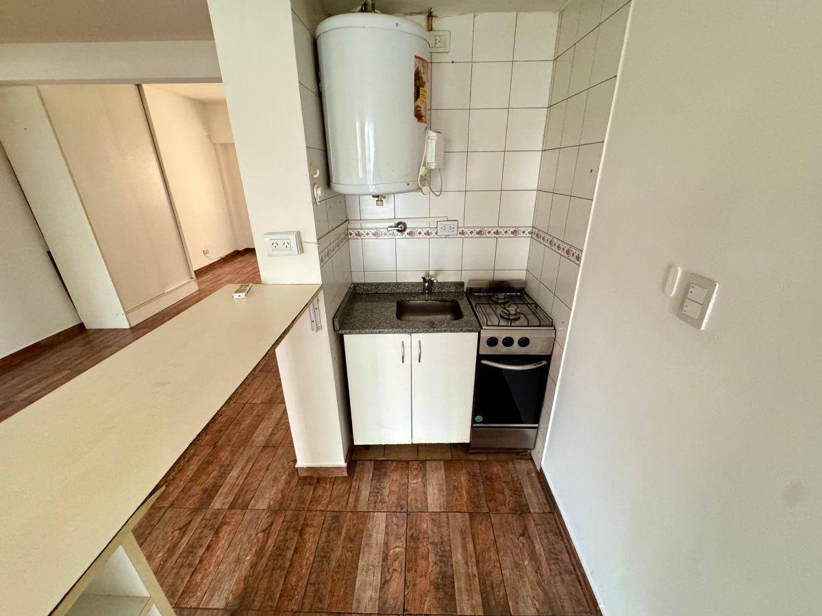 Foto de MONOAMBIENTE DIVISIBLE CON COCHERA CUBIERTA – 45 M² – FRENTE – MUY, imagen 5