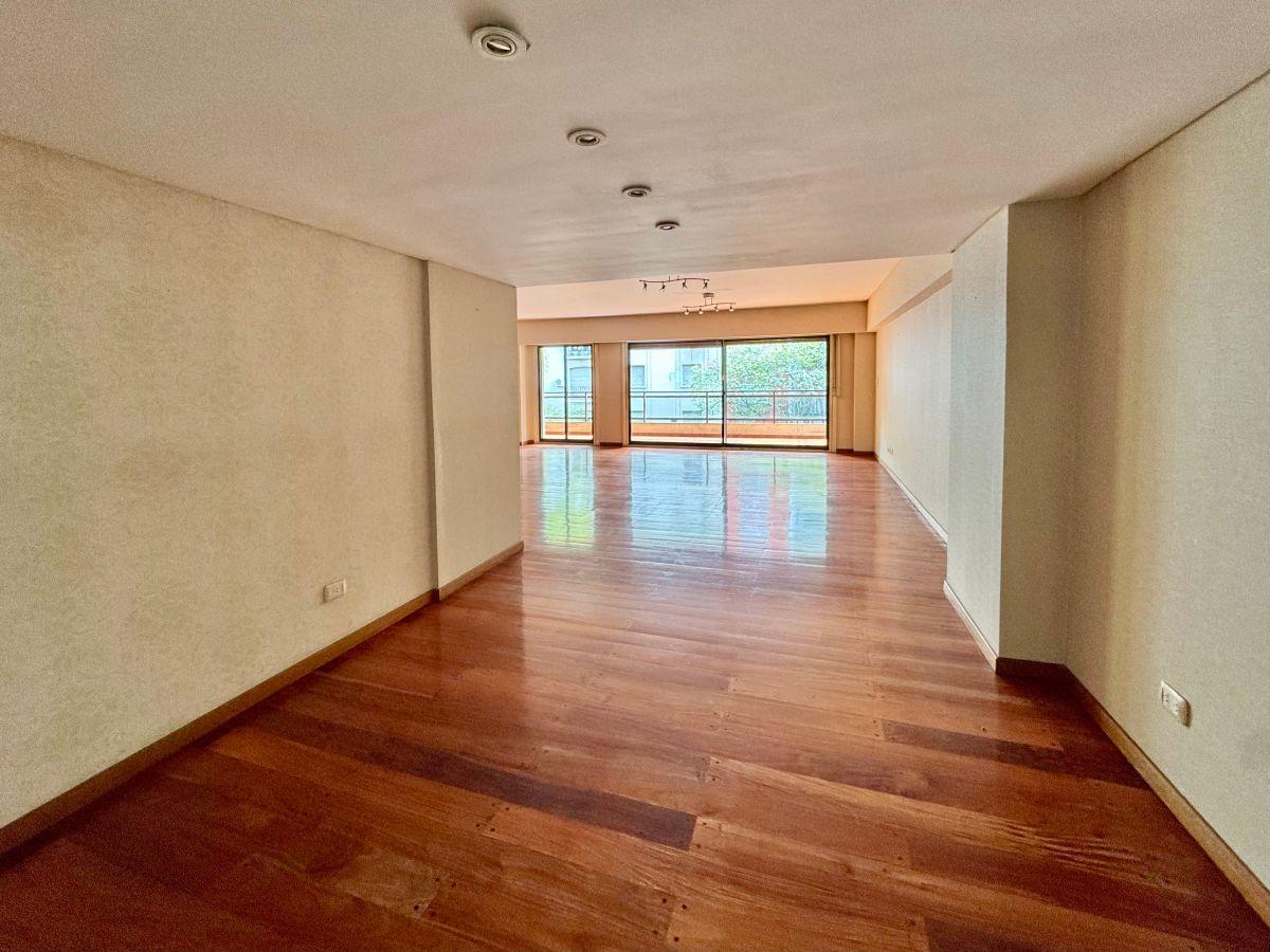 Foto de 5 AMBIENTES CON DEPENDENCIA, COCHERA Y 2 BALCONES CORRIDOS | PALERMO, imagen 3