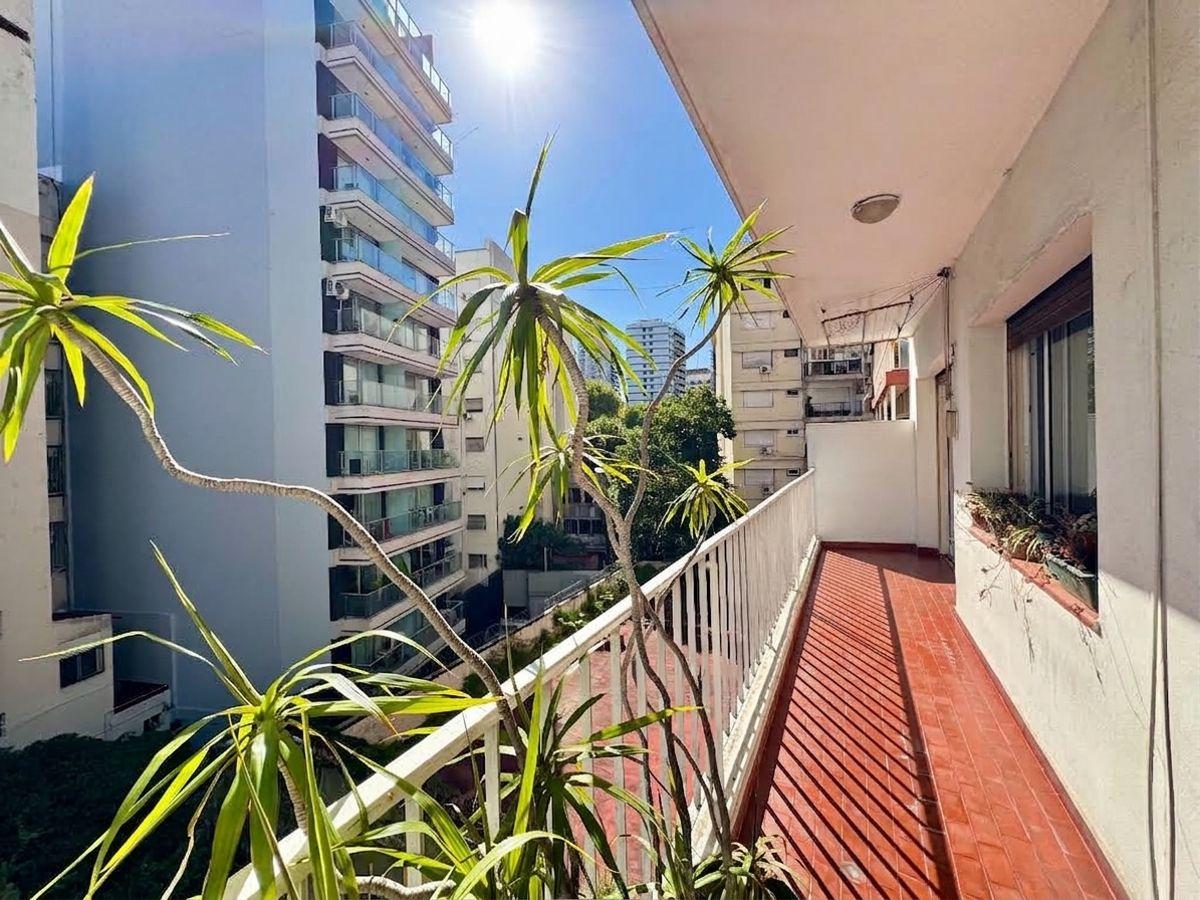 Foto de Departamento de 115 m² con 4 dormitorios en venta en Belgrano, imagen 2