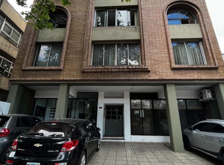 Departamento en Alquiler - Destino Vivienda/comercial, Av Pedro Molina 639 1