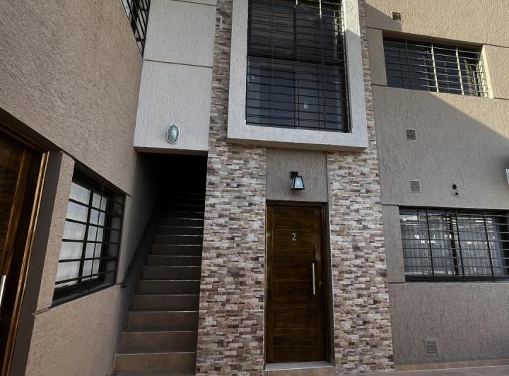 Departamento en Plata Alta en Alquiler, 2 Dorm. y Cochera Para 1 Vehículo! 1