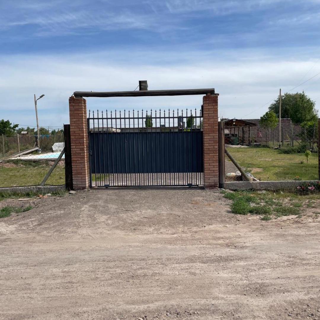 Lote con quincho en venta - Colonia Segovia, Guaymallen
