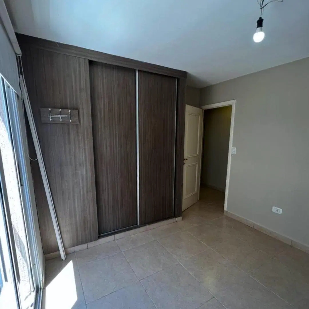 Departamento en alquiler - 1 dorm., 1 baño y cochera para 1 vehiculo en Las Cañas! 2