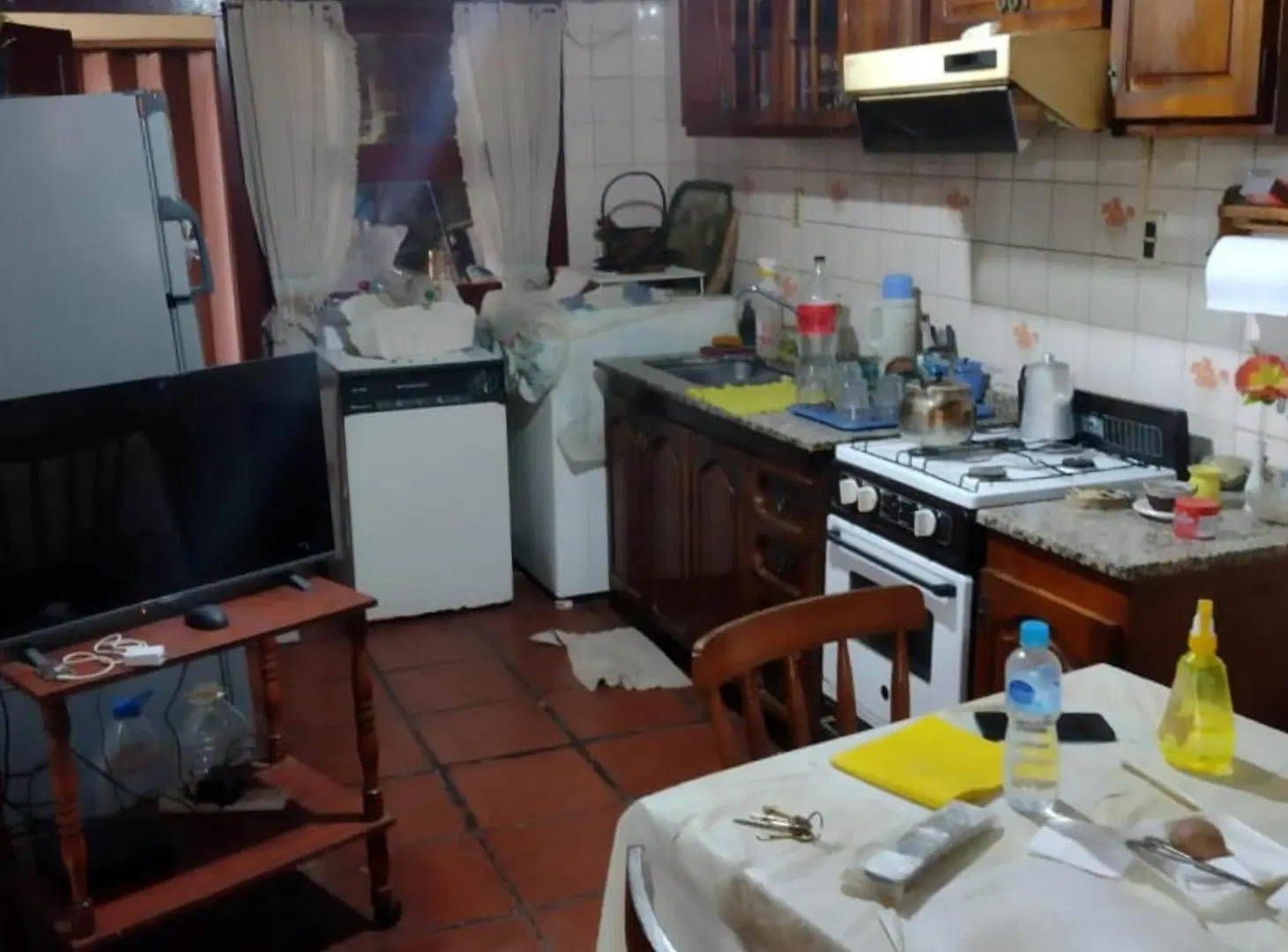 Casa en venta - 2 Dorm, 1 Baño y Cochera para 2 vehículos 4