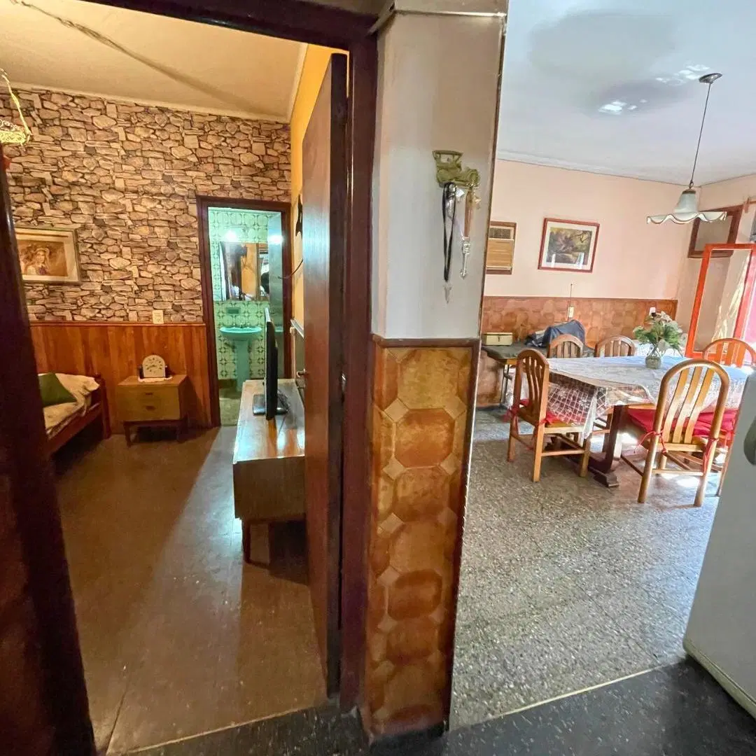Apto Credito - Casa y Galpón en Venta en Villa Nueva 4
