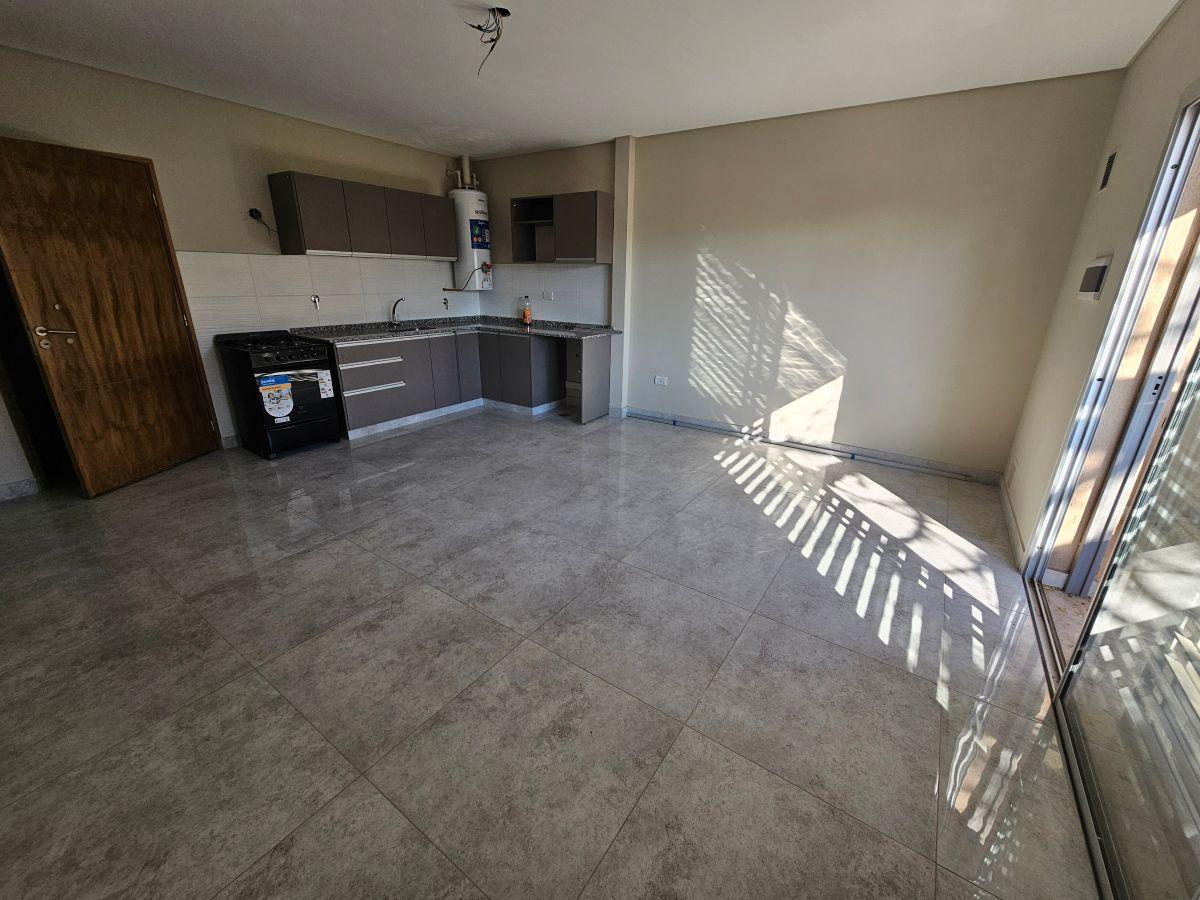 Foto de Venta de Departamento 2 dormitorios en Barrio Bombal, Godoy Cruz, imagen 2