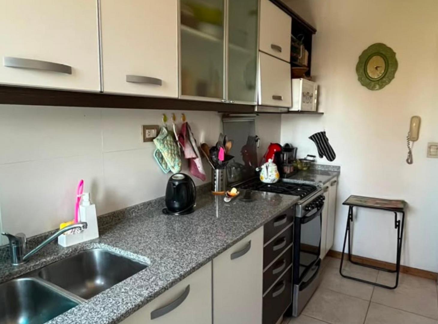 Foto de Departamento en venta - 2 dorm, 2 Baños y cochera ubicado en Ciudad de, imagen 3