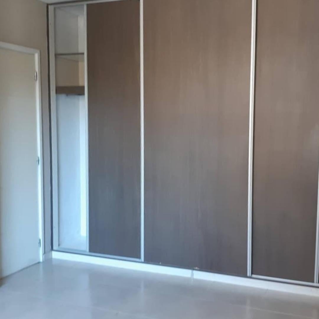 Foto de Departamento en Alquiler - 1 dorm, 1 baño y cochera para 1 vehiculo en, imagen 2