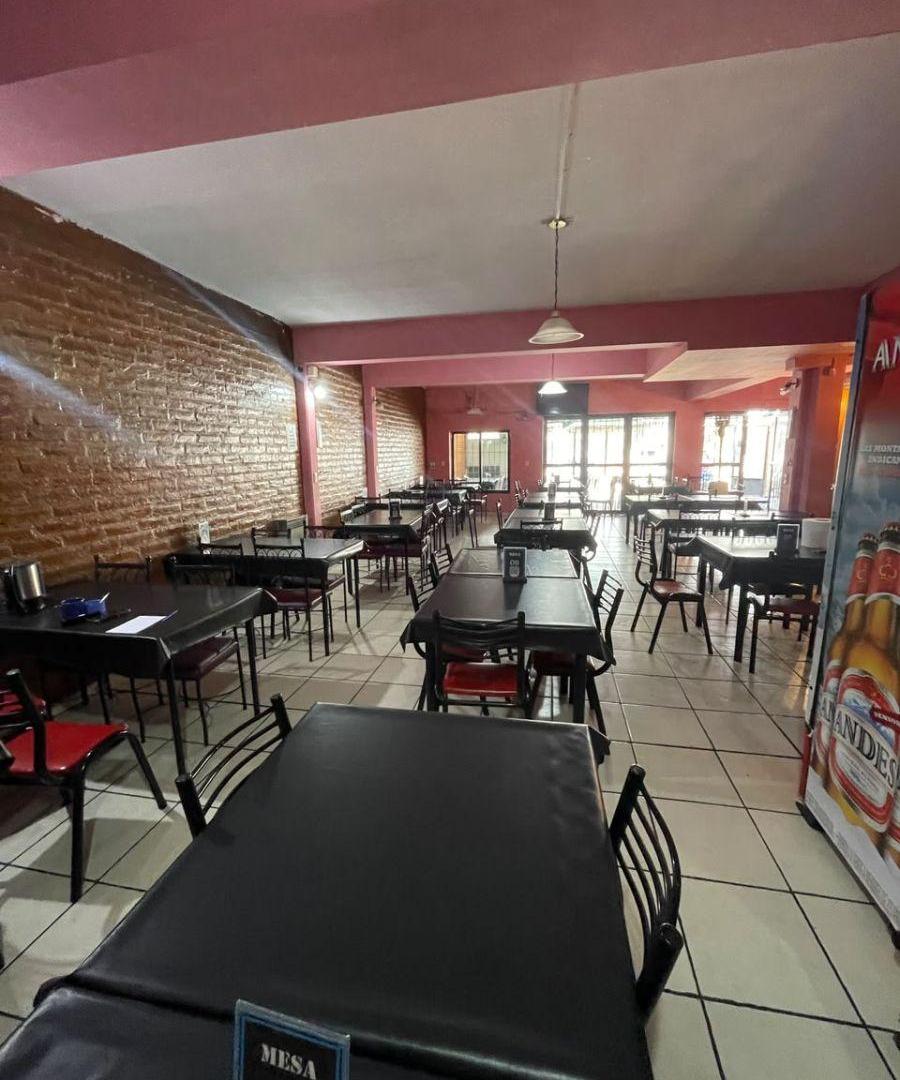 Foto de Reconocido local en venta - ubicado sobre calle Azcuénaga, Unimev, imagen 2