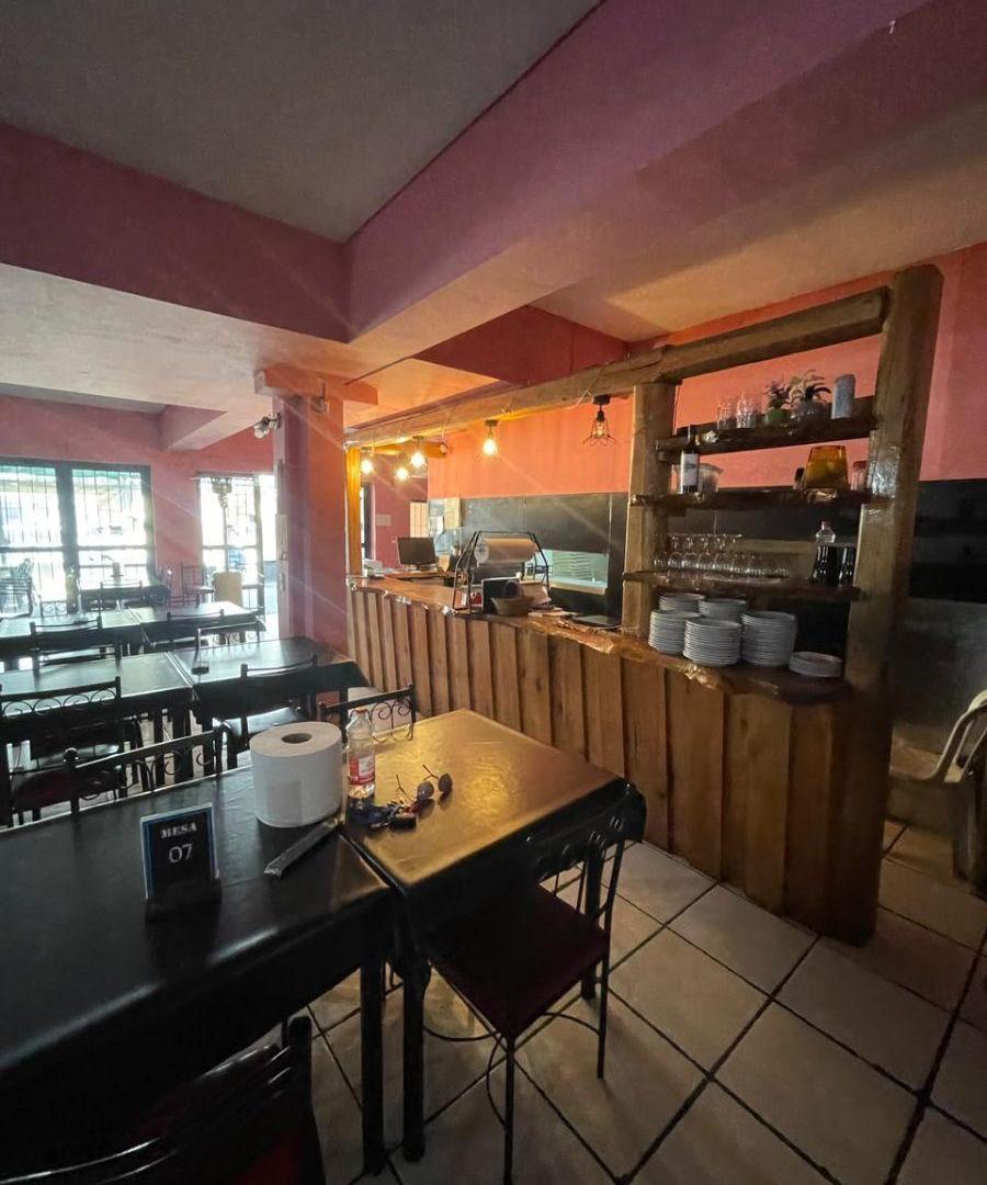 Foto de Reconocido local en venta - ubicado sobre calle Azcuénaga, Unimev, imagen 3