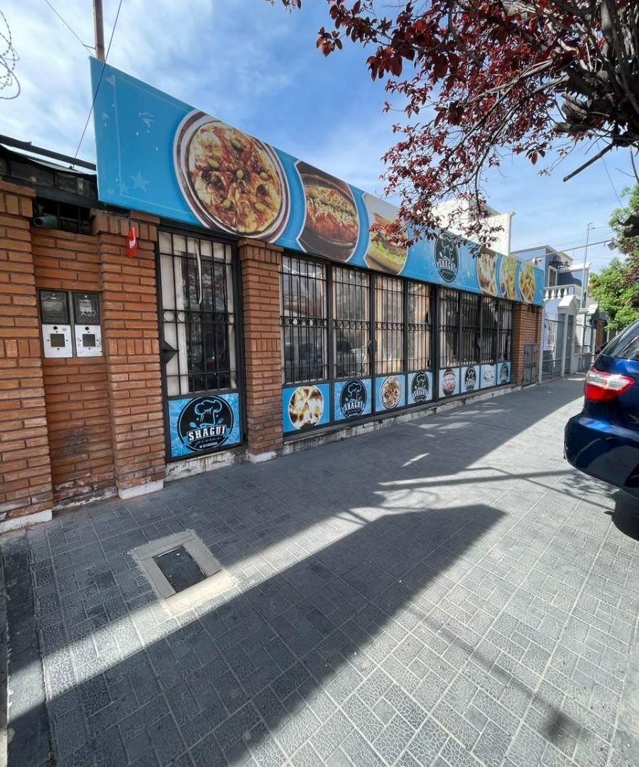 Foto de Reconocido local en venta - ubicado sobre calle Azcuénaga, Unimev, imagen 1