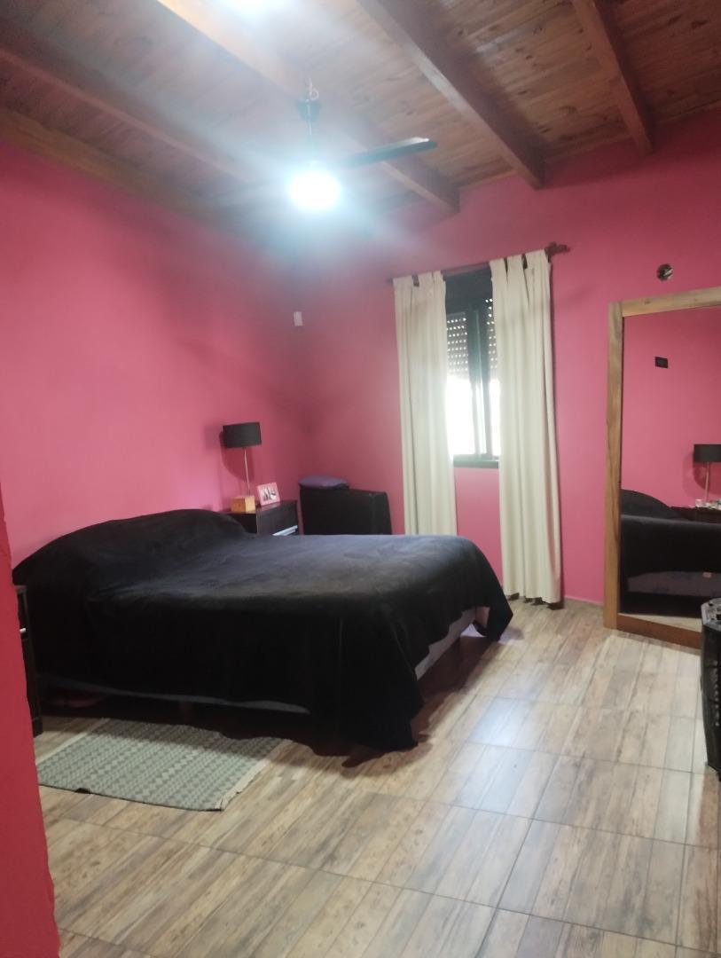 "Vendo Amplia Casa con Dos Locales" 5