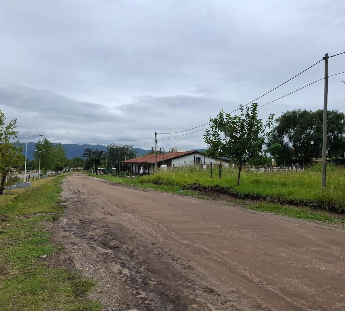 "Vendo Terrenos Sobre Ruta - en Siquiman" 2