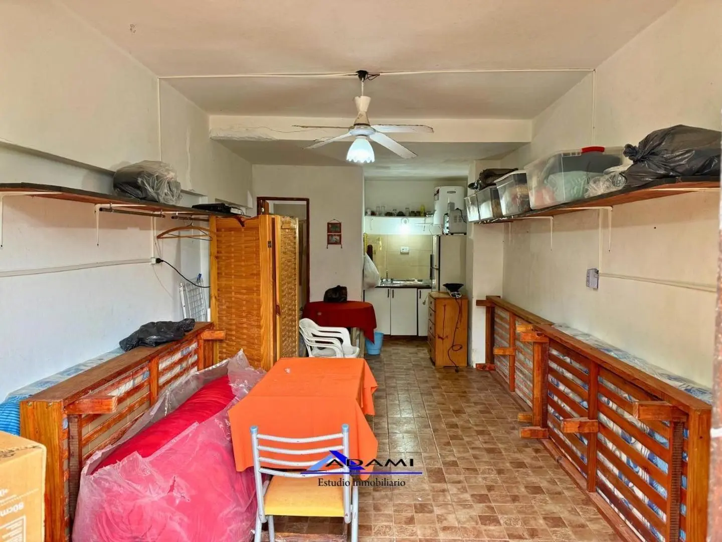 Departamento monoambiente y cochera en Zona Centro Sur 4