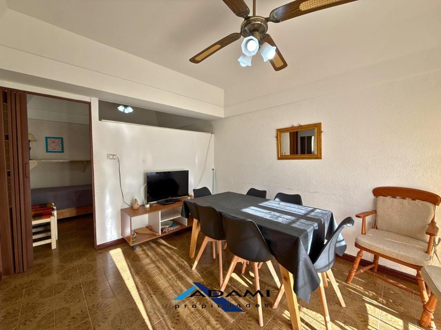 Foto de Departamento 3 ambientes en pleno centro de Villa Gesell, imagen 2