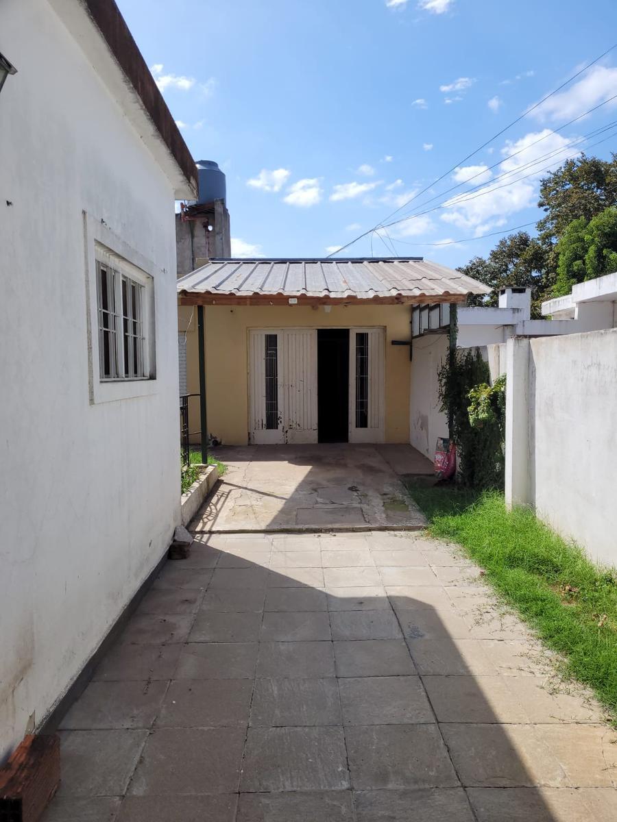 Venta Departamento de 2 Ambientes en Marcos Paz Local 4
