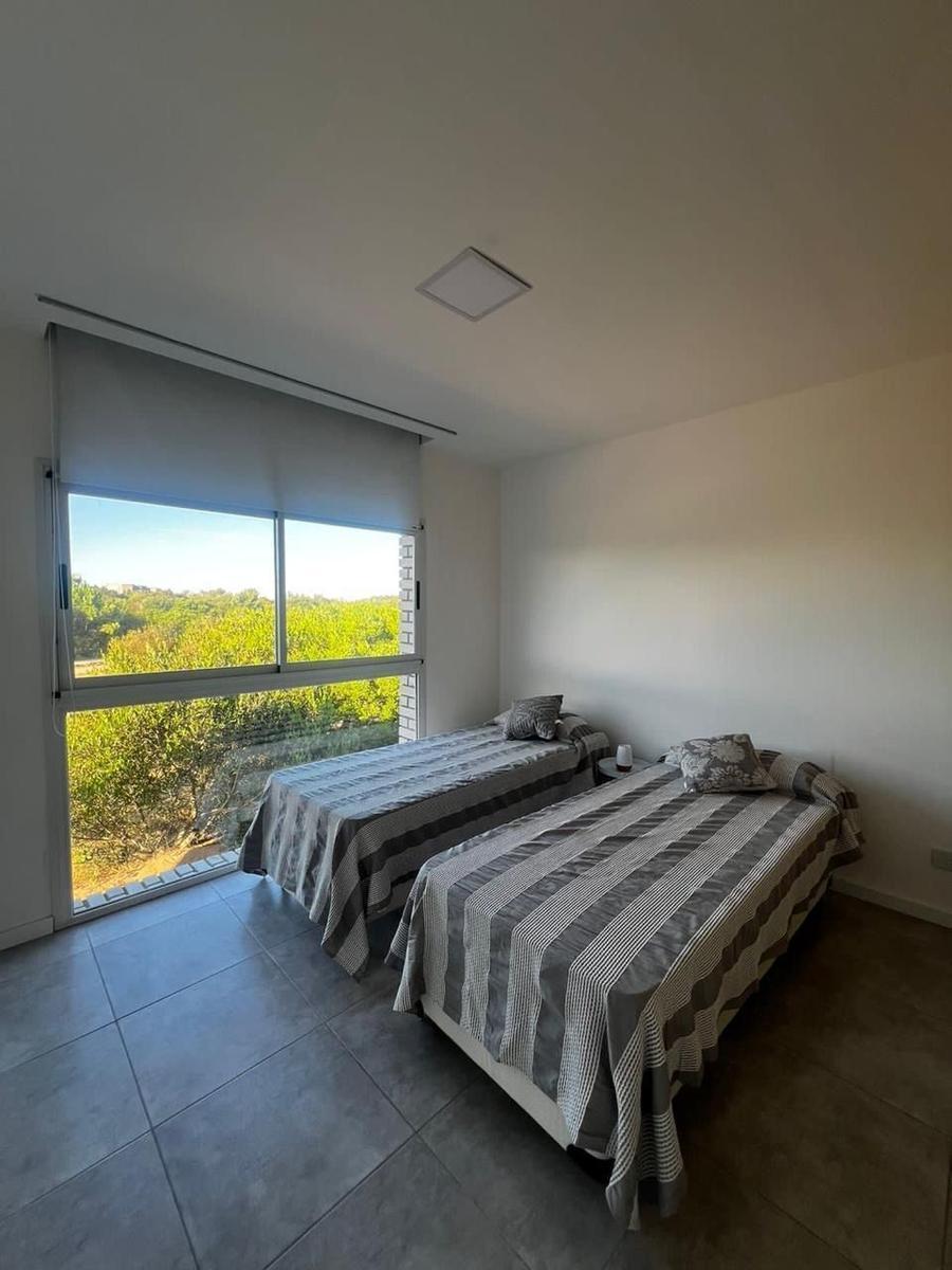 Casa a Estrenar en Barrio Golf II de Costa Esmeralda 3