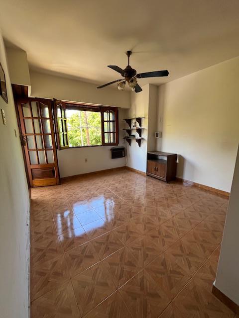 Casa en Venta en Villa Lynch 7 Ambientes Cochera y Jardin 5