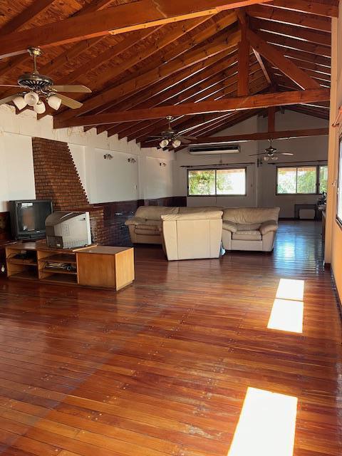 Casa en Venta en Villa Lynch 7 Ambientes Cochera y Jardin 1