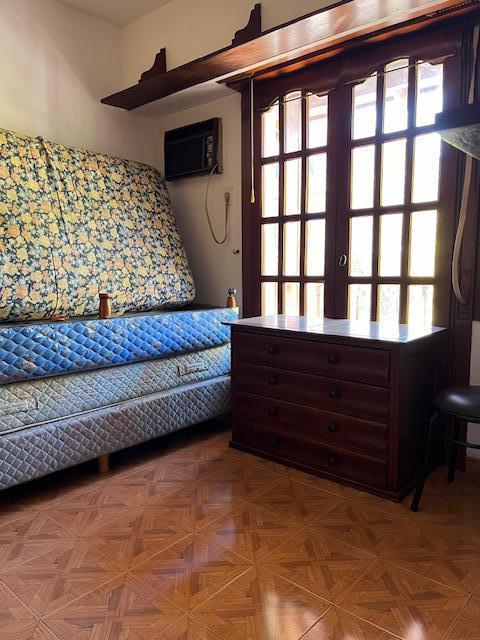 Casa en Venta en Villa Lynch 7 Ambientes Cochera y Jardin 2