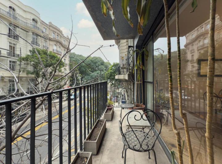 Departamento 5 ambientes en  venta en Retiro 2