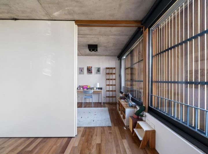 Casa Racionalista premiada. Florida Vicente Lopez. 6 ambientes en 4 plantas 3