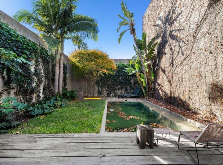 Casa Racionalista premiada. Florida Vicente Lopez. 6 ambientes en 4 plantas 2