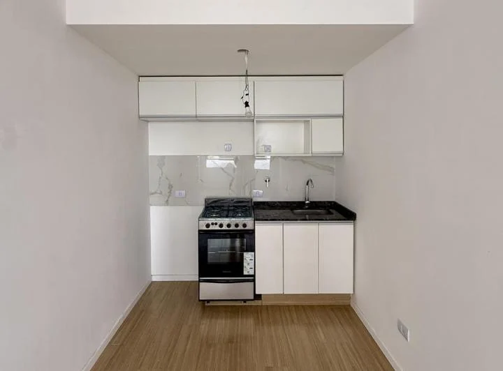 Departamento en Alquiler en Parque Patricios 5