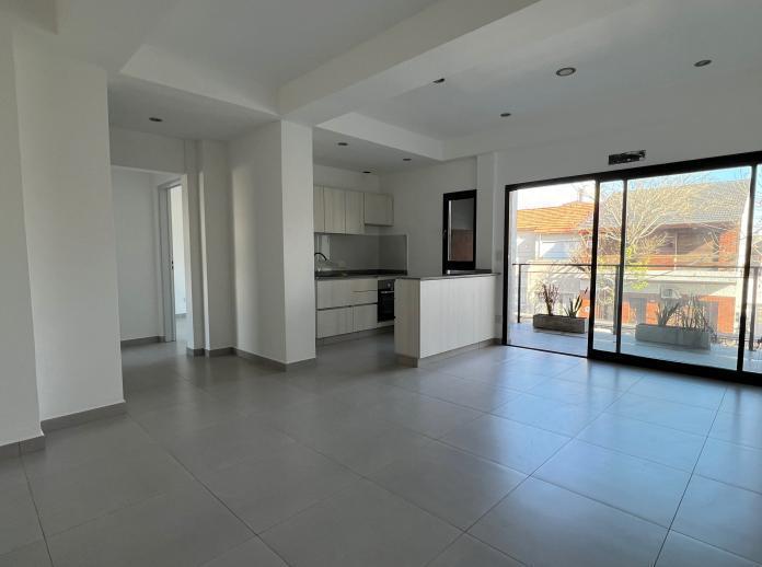 Departamento Tres ambientes en Venta en Ramos Mejia