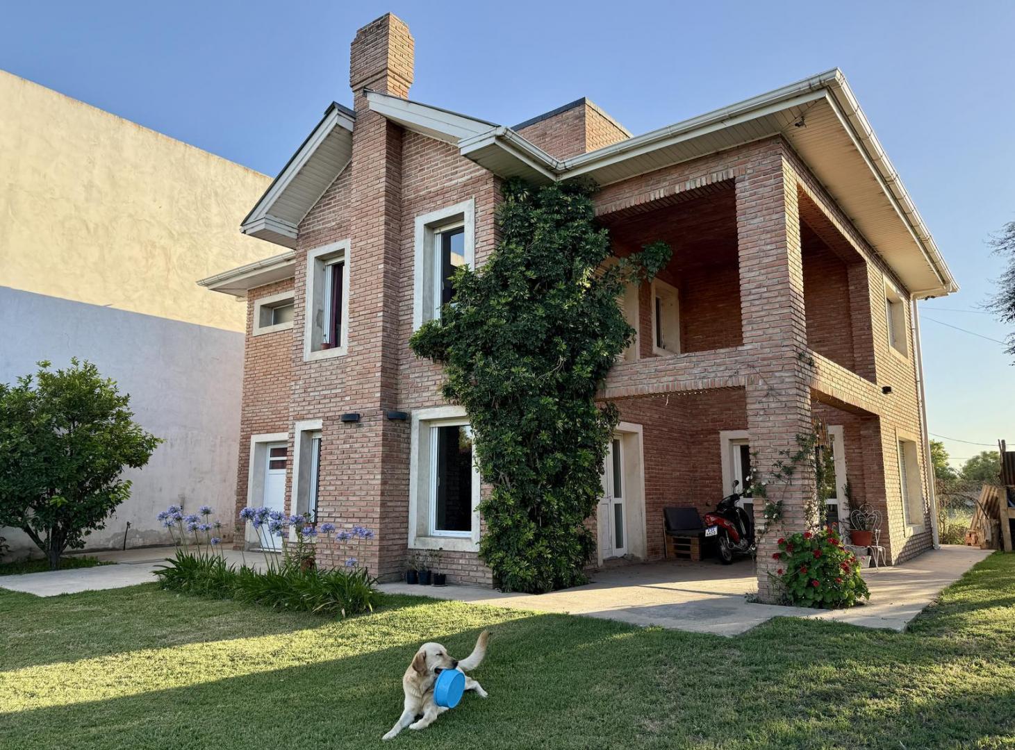 HERMOSA CASA EN PEHUAJO