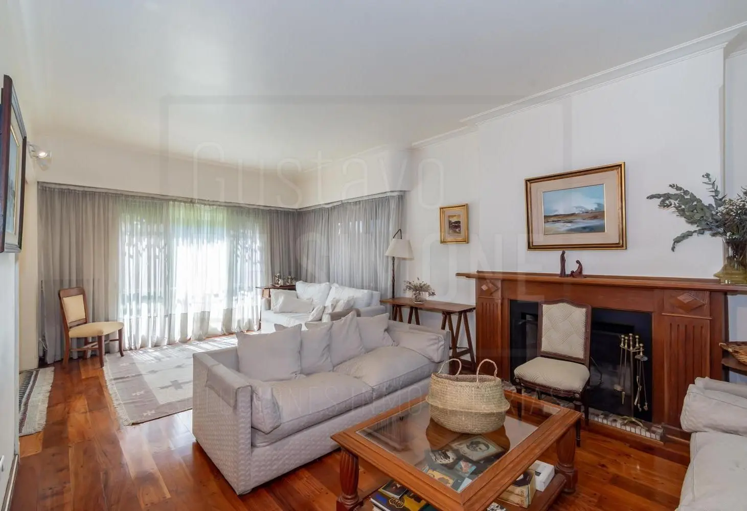 Venta Casa de 5 ambientes con quincho, pileta, garage en Martínez 3