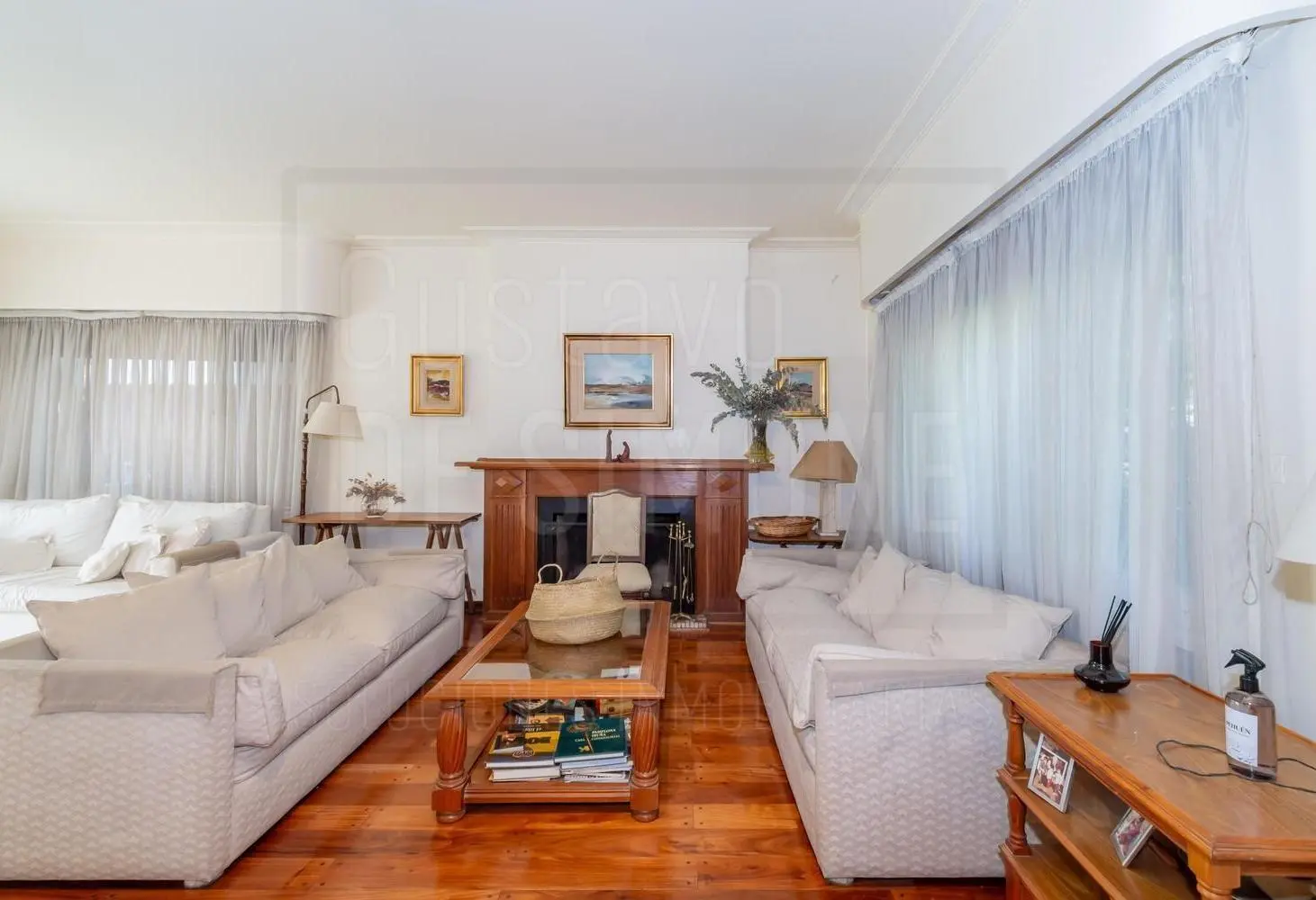 Venta Casa de 5 ambientes con quincho, pileta, garage en Martínez 2