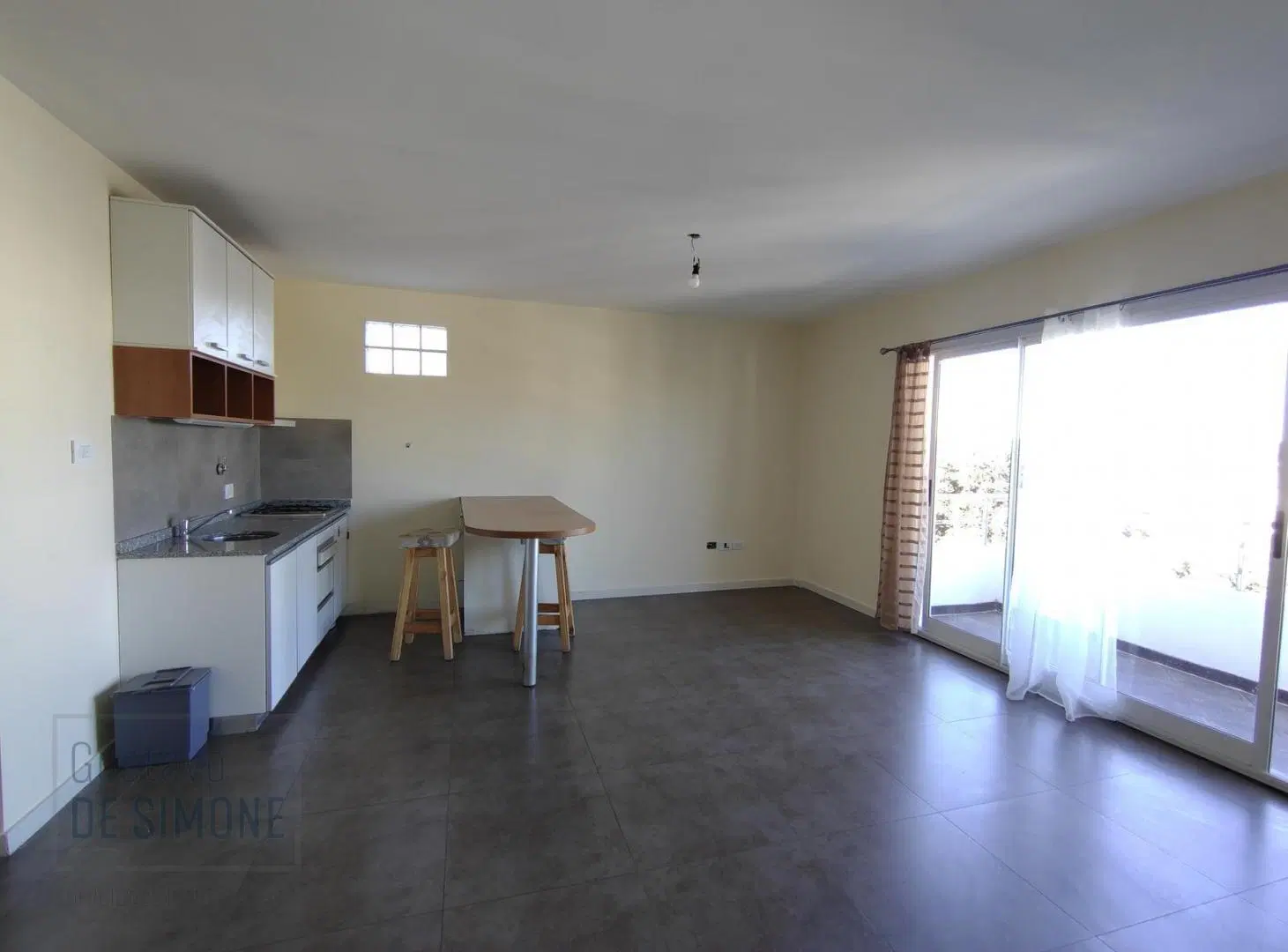 Venta departamento 2 ambientes con balcón, Villa del Parque 4