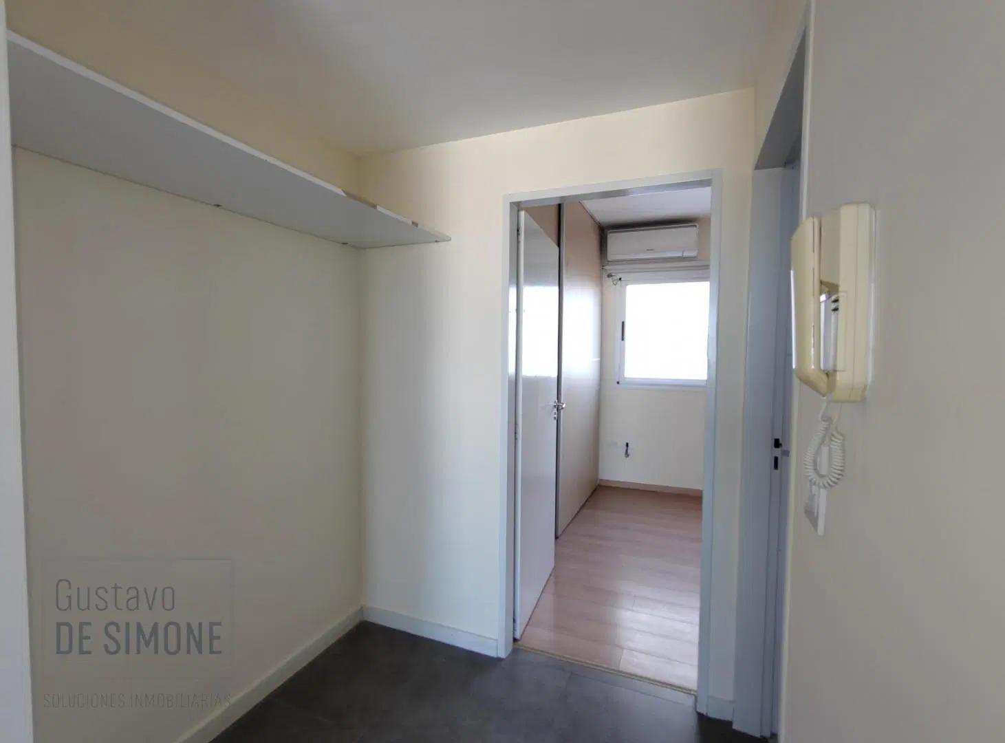 Venta departamento 2 ambientes con balcón, Villa del Parque 5