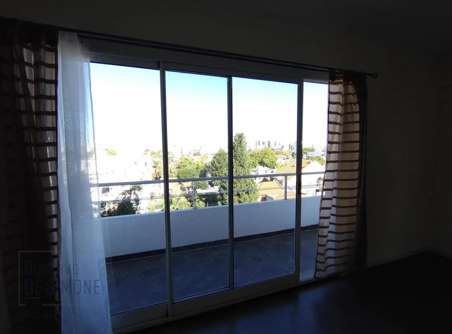 Venta departamento 2 ambientes con balcón, Villa del Parque 3