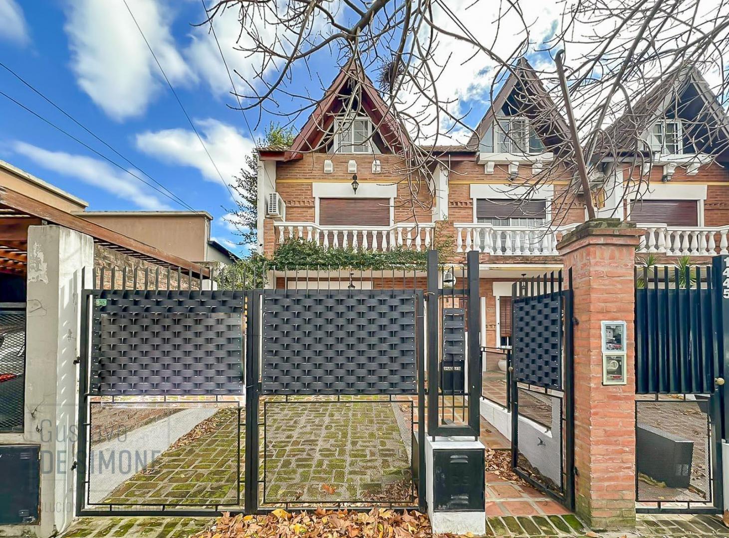 Casa Tríplex en venta San Fernando