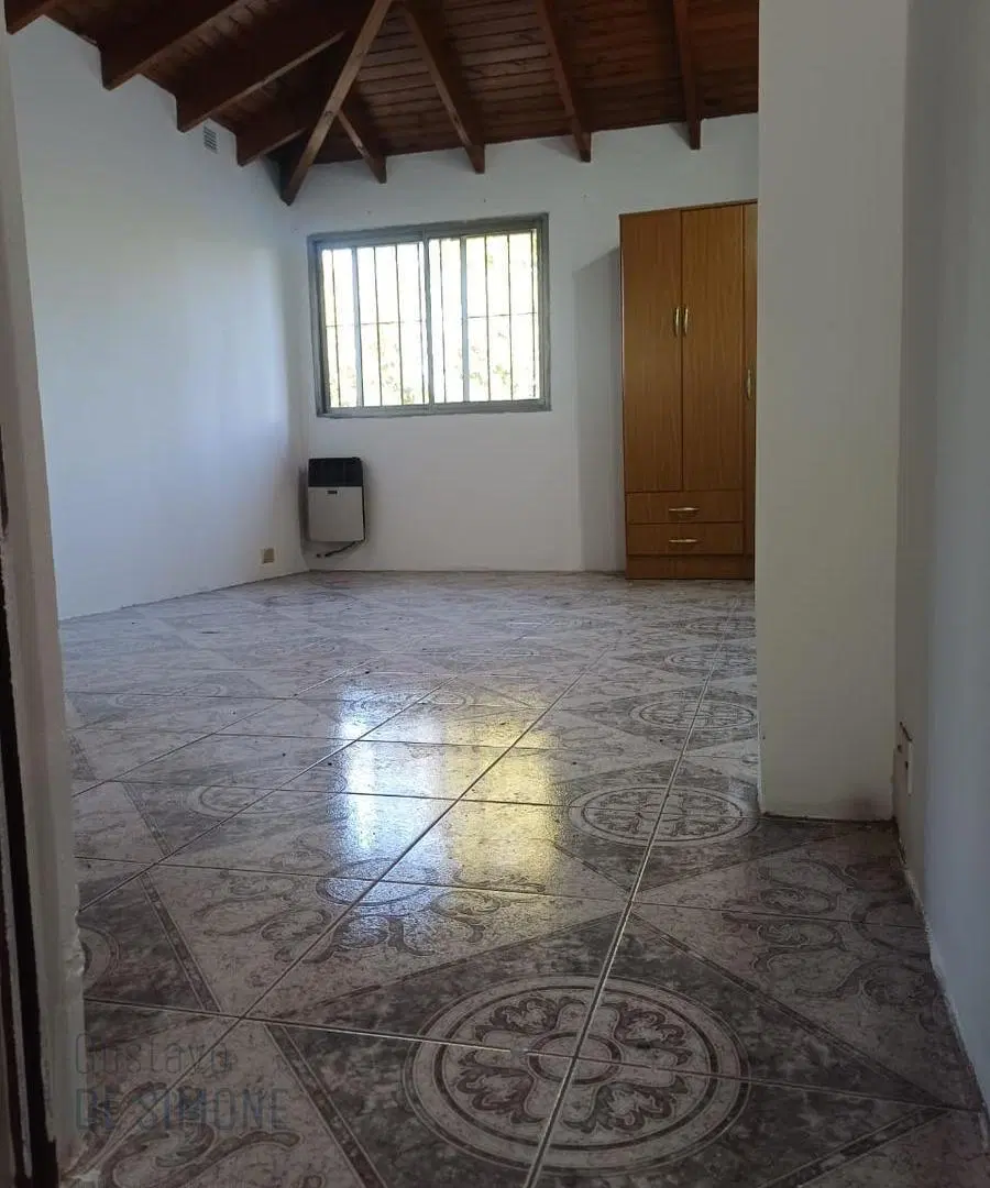 VENTA CASA 3 AMBIENTES CON PATIO Y GARAGE EN EL JAGÜEL 3