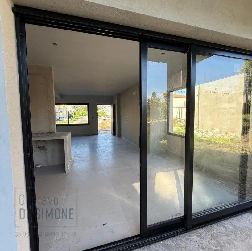Duplex de 3 ambientes en VENTA en La Angélica 3