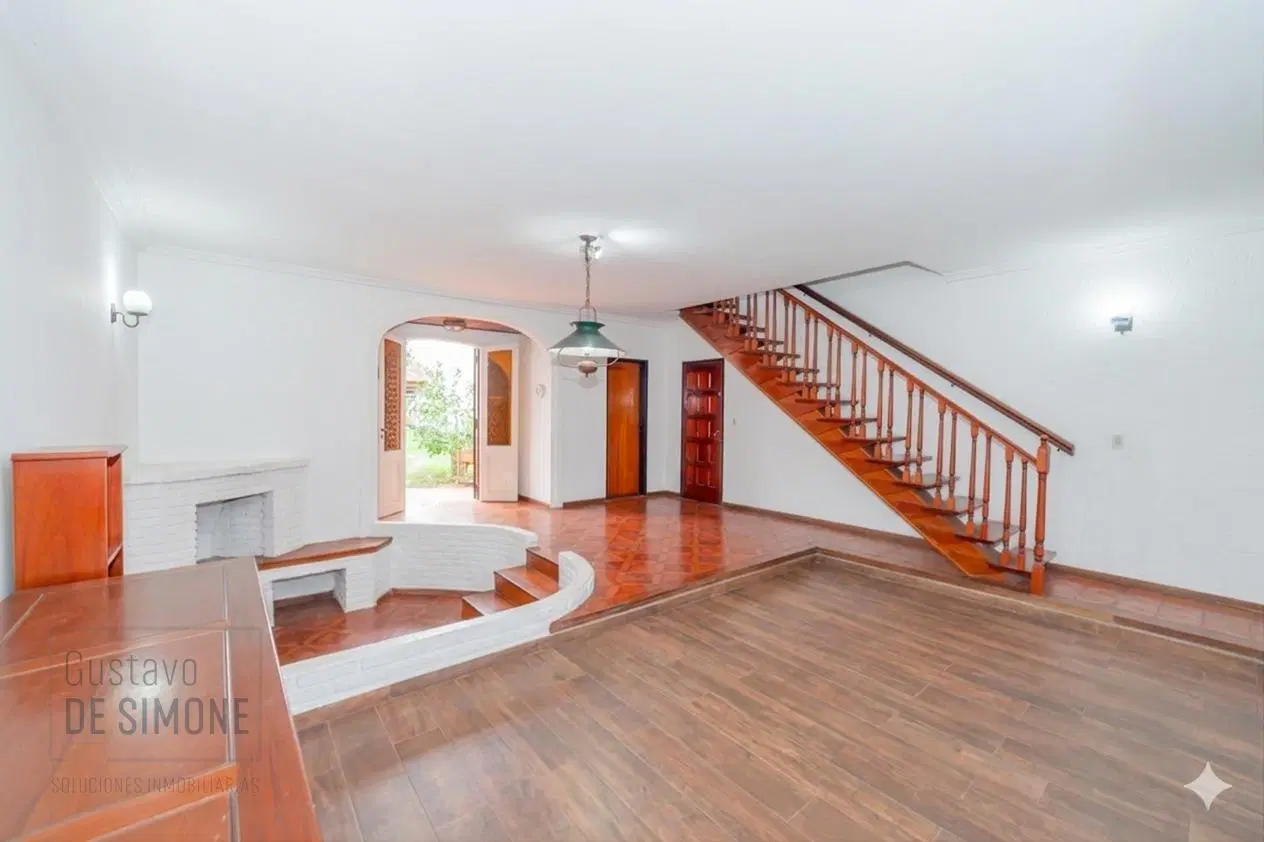 Venta de Casa en Munro 6 ambientes 2