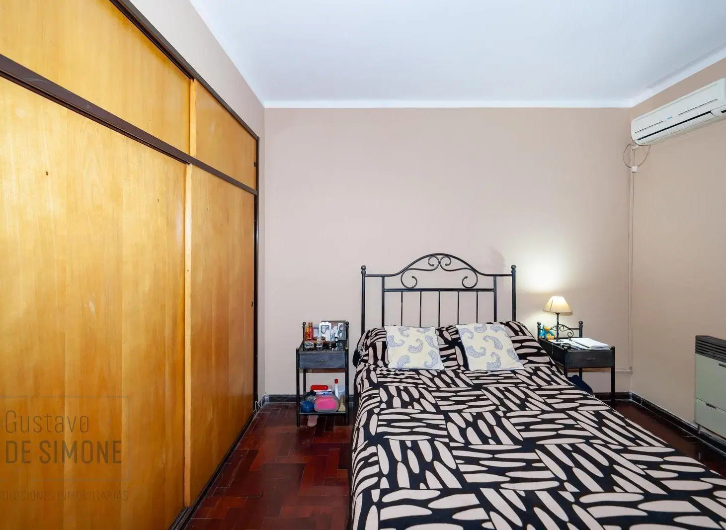 Venta PH 4 ambientes cochera y terraza, parrilla en Villa del Parque entrada independiente 2