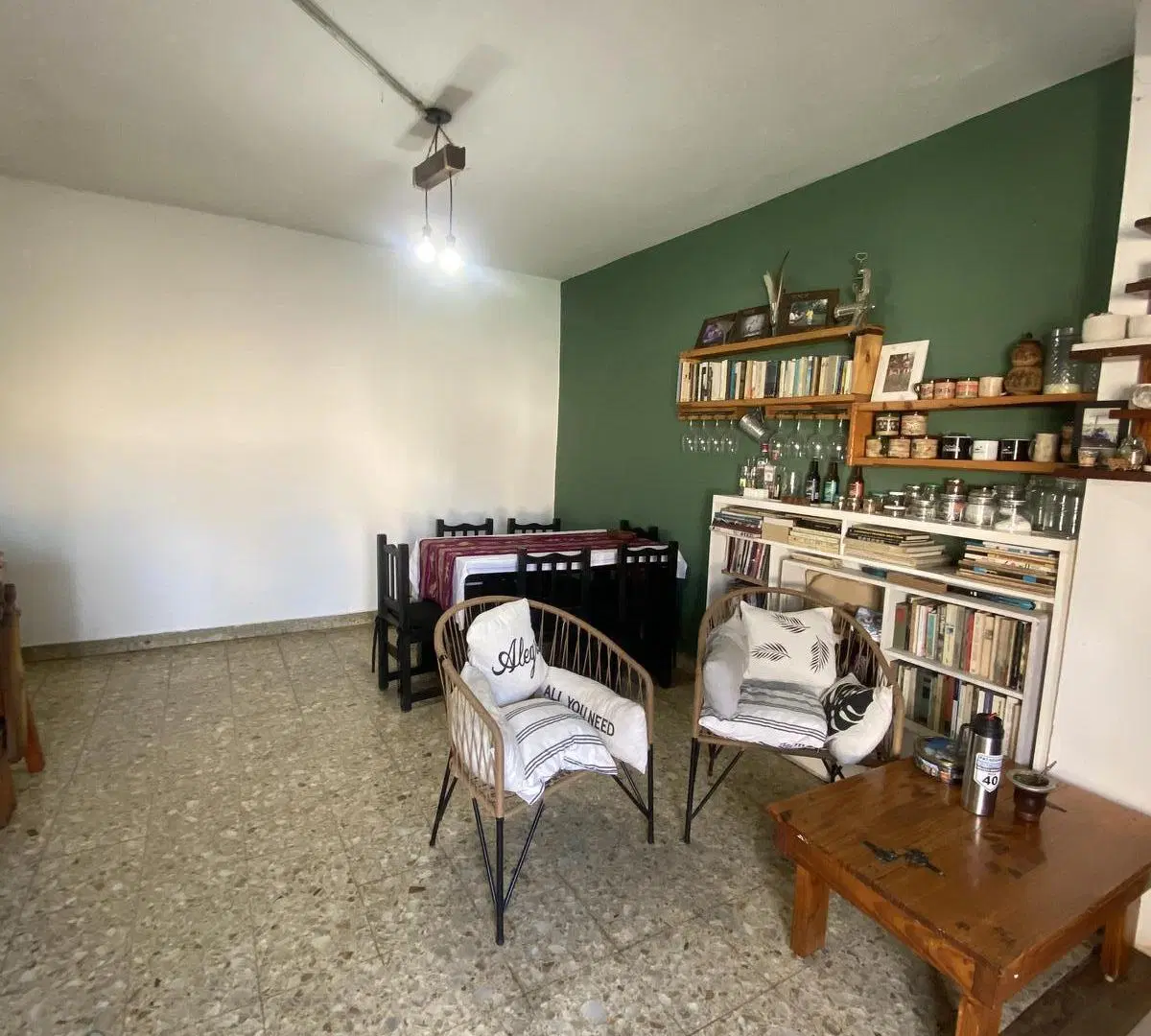 Venta PH al frente con Terraza, luminoso en Ciudadela 4
