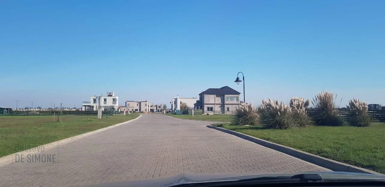 Santa Clara al sur fondo a la laguna 8